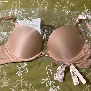 Victoria's Secret Blush Bra